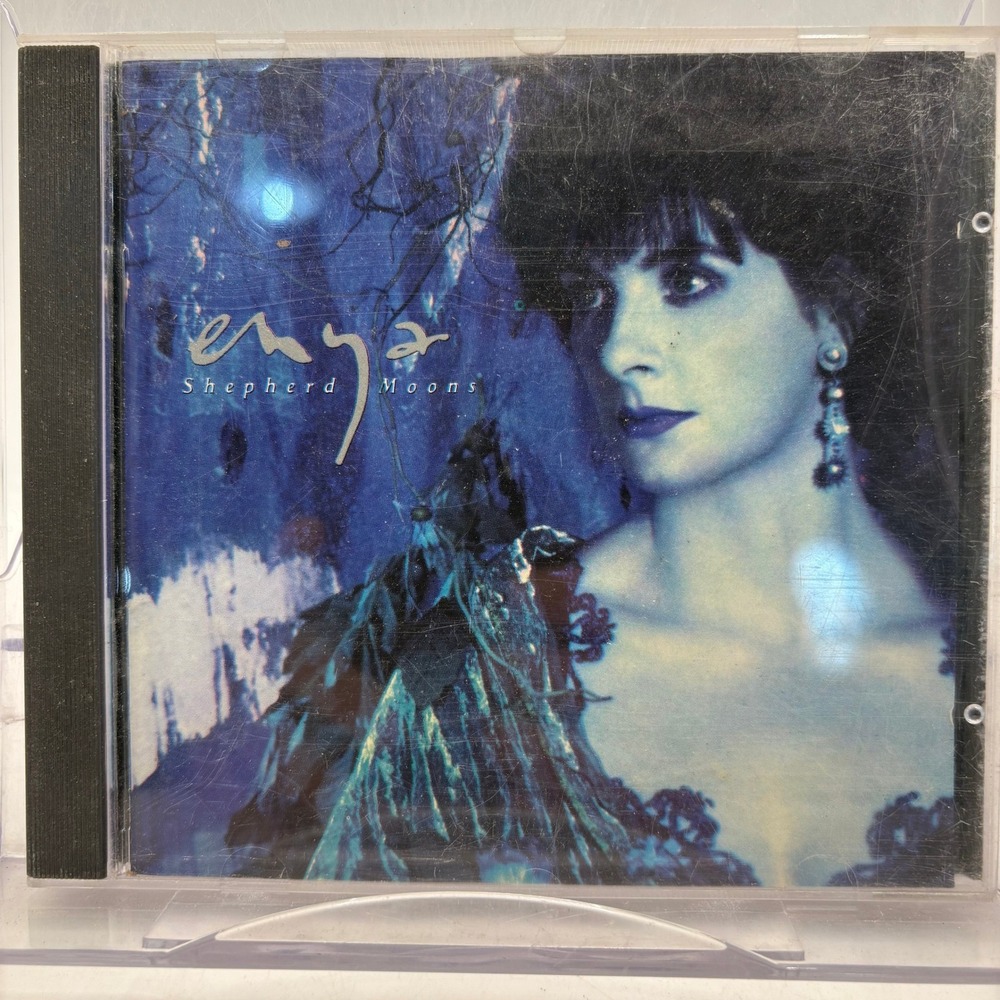 Enya Shepherd Moons CD 1991 Reprise Records 9‎ 26775-2 Caribbean Blue New Age
